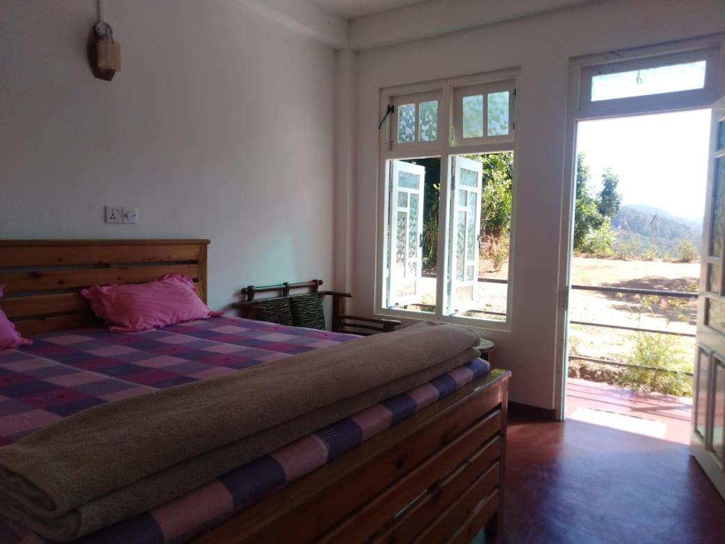 Forest Cyniciam Homestay Охия Екстериор снимка