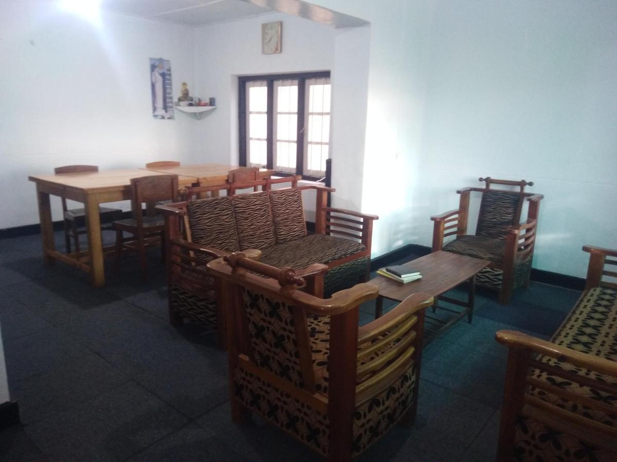 Forest Cyniciam Homestay Охия Стая снимка