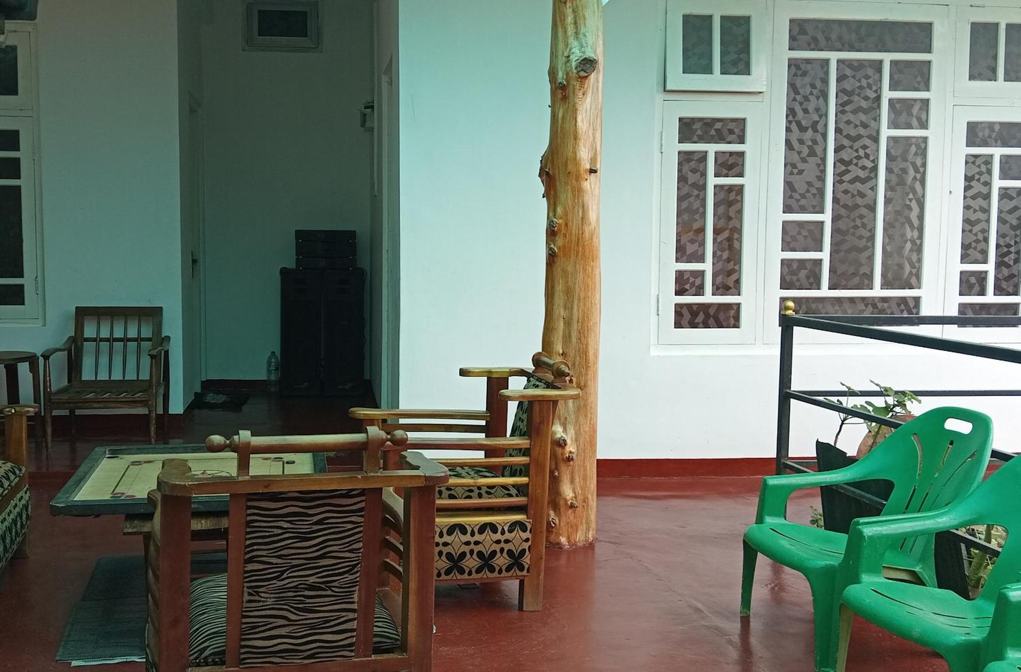 Forest Cyniciam Homestay Охия Екстериор снимка